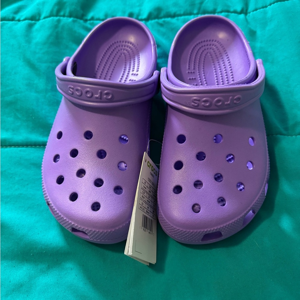 CROCS  Sandals - Vibrant Purple